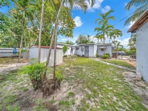 3281 NW 170th Street Miami Gardens FL 33056