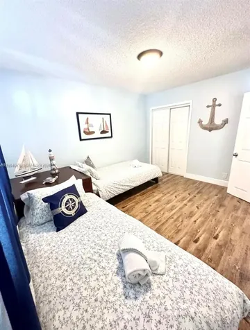 2431 SW 58th Manor Dania Beach FL 33312
