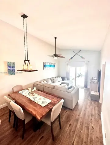 2431 SW 58th Manor Dania Beach FL 33312