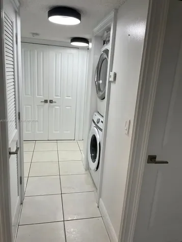 17000 NW 67th Avenue Hialeah FL 33015