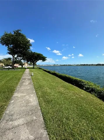 20850 San Simeon Way Miami FL 33179