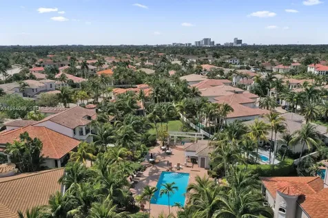 899 Spinnaker Drive W Hollywood FL 33019