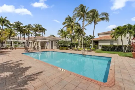 899 Spinnaker Drive W Hollywood FL 33019