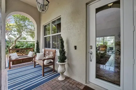 899 Spinnaker Drive W Hollywood FL 33019