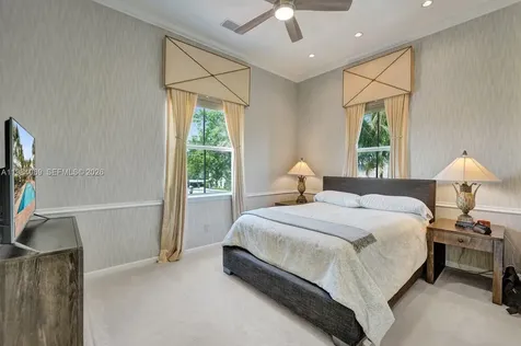 899 Spinnaker Drive W Hollywood FL 33019