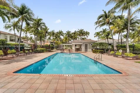 899 Spinnaker Drive W Hollywood FL 33019