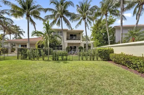 899 Spinnaker Drive W Hollywood FL 33019