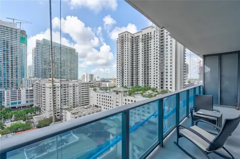 45 SW 9th Street Miami FL 33130
