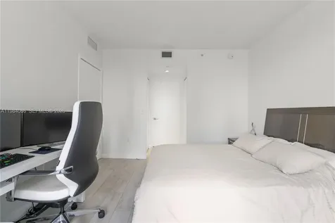 45 SW 9th Street Miami FL 33130