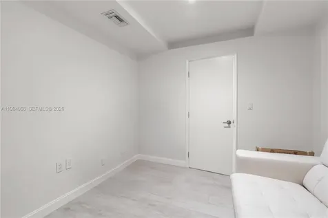 45 SW 9th Street Miami FL 33130