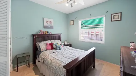 1354 NW 126th Way Sunrise FL 33323