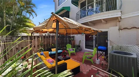 1354 NW 126th Way Sunrise FL 33323