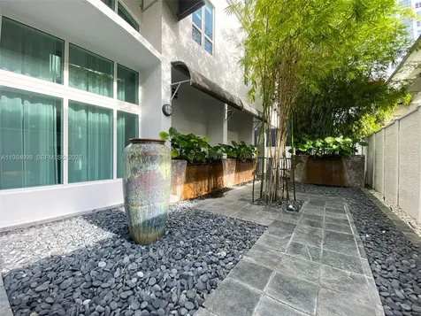 234 NE 3 Street Miami FL 33132