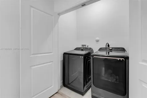 617 SW 11th Street Florida City FL 33034