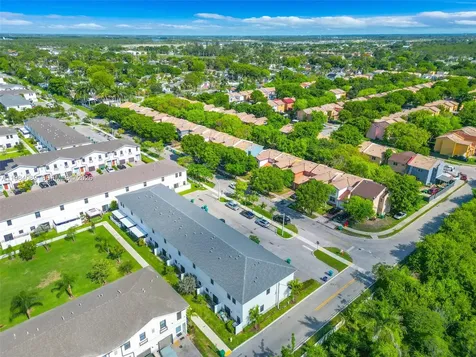617 SW 11th Street Florida City FL 33034