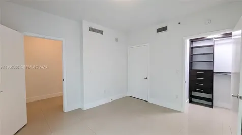 6000 Collins Avenue Miami Beach FL 33140