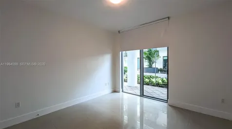 6000 Collins Avenue Miami Beach FL 33140
