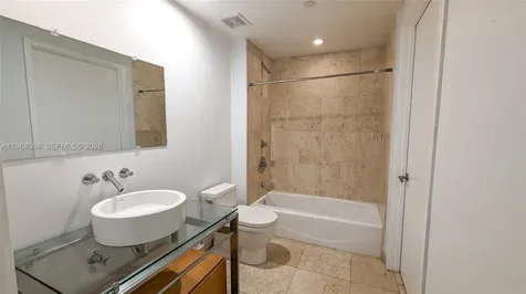 6000 Collins Avenue Miami Beach FL 33140
