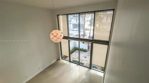 6000 Collins Avenue Miami Beach FL 33140