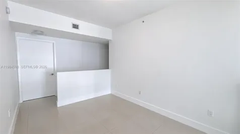 6000 Collins Avenue Miami Beach FL 33140