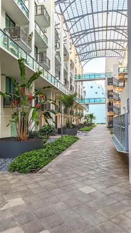 6000 Collins Avenue Miami Beach FL 33140