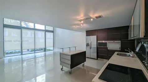 6000 Collins Avenue Miami Beach FL 33140