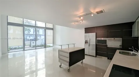 6000 Collins Avenue Miami Beach FL 33140