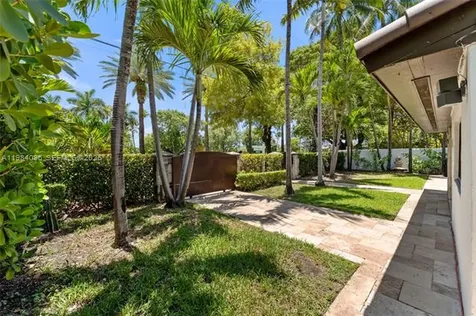 2054 Alton Road Miami Beach FL 33140