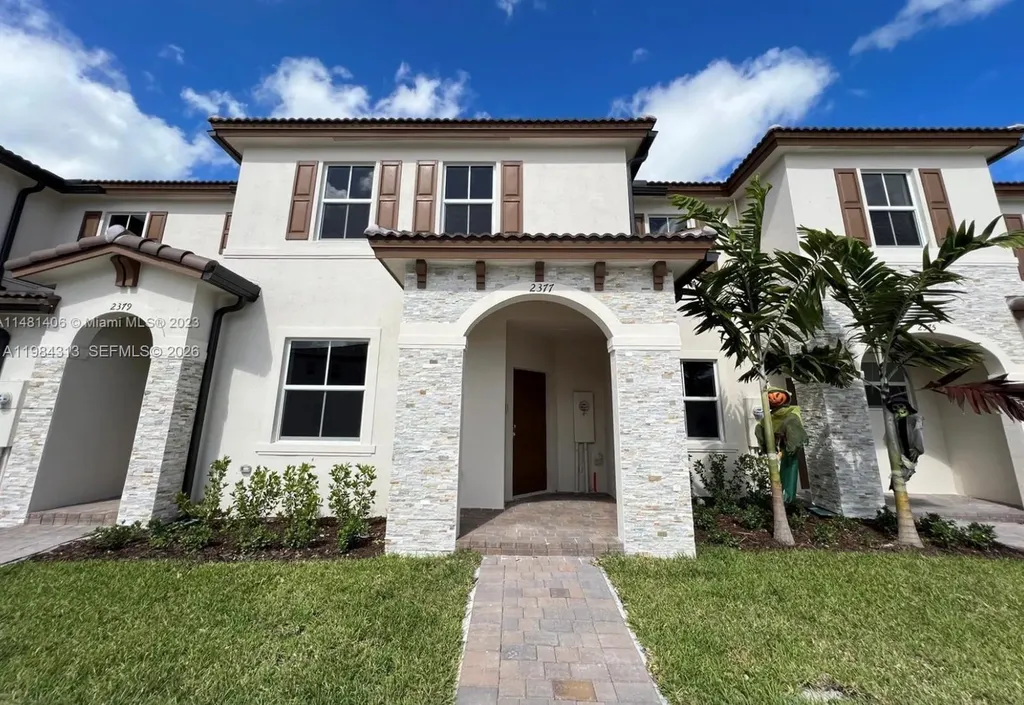 2377 NW 122nd Terrace Miami FL 33167