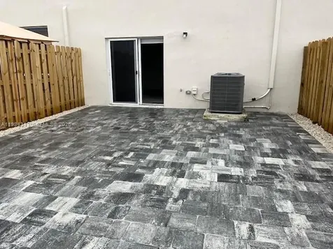 2377 NW 122nd Terrace Miami FL 33167