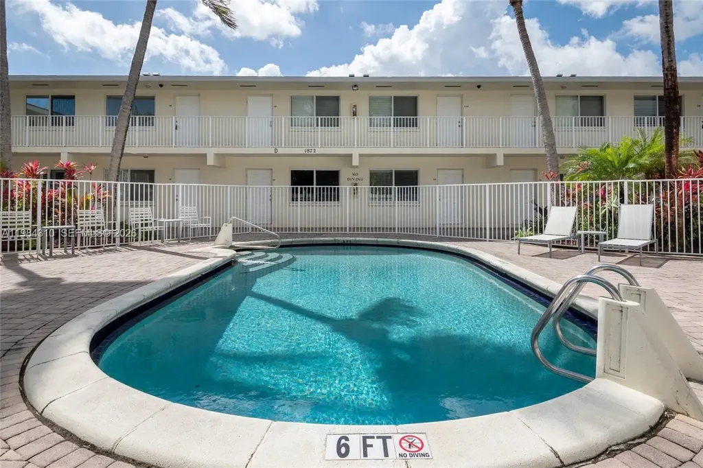 1872 NE 46th Street Fort Lauderdale FL 33308