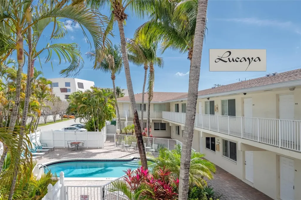 1872 NE 46th Street Fort Lauderdale FL 33308