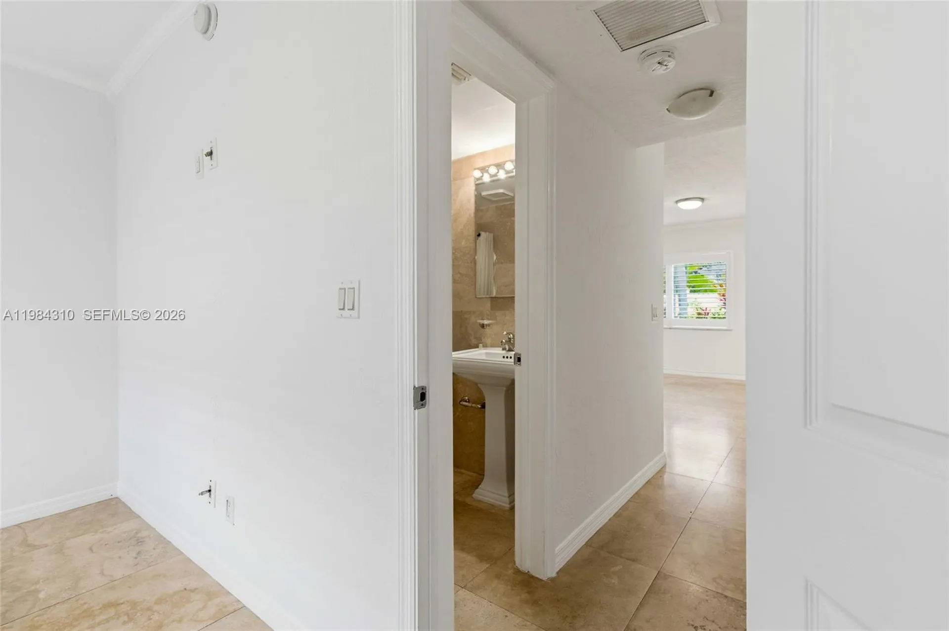 1872 NE 46th Street Fort Lauderdale FL 33308