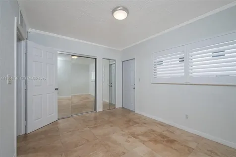 1872 NE 46th Street Fort Lauderdale FL 33308
