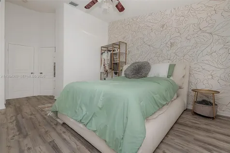 4914 SW 31st Terrace Dania Beach FL 33312
