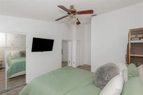 4914 SW 31st Terrace Dania Beach FL 33312