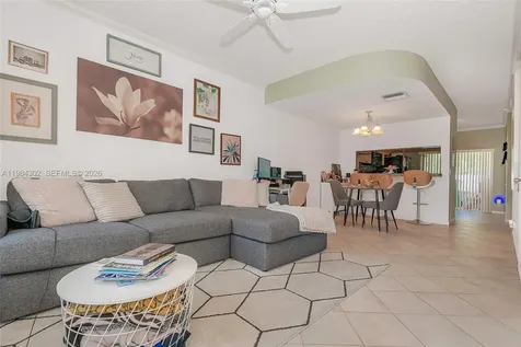 4914 SW 31st Terrace Dania Beach FL 33312