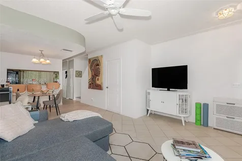 4914 SW 31st Terrace Dania Beach FL 33312