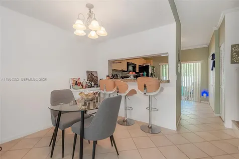 4914 SW 31st Terrace Dania Beach FL 33312