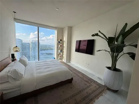 700 NE 26th Terrace Miami FL 33137