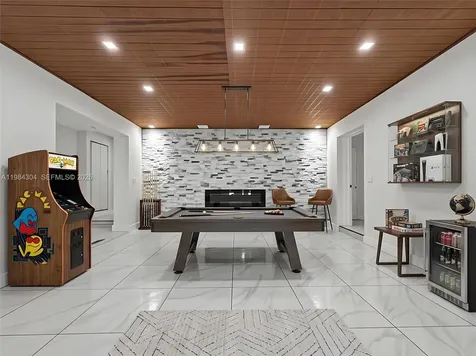 660 S Biscayne River Drive Miami FL 33169