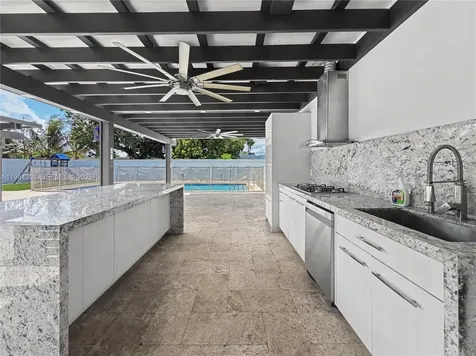 660 S Biscayne River Drive Miami FL 33169