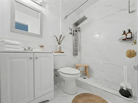 660 S Biscayne River Drive Miami FL 33169