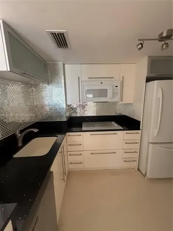 770 Claughton Island Drive Miami FL 33131