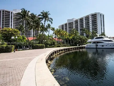 3610 Yacht Club Drive Aventura FL 33180