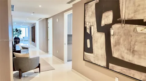 300 Biscayne Boulevard Way Miami FL 33131