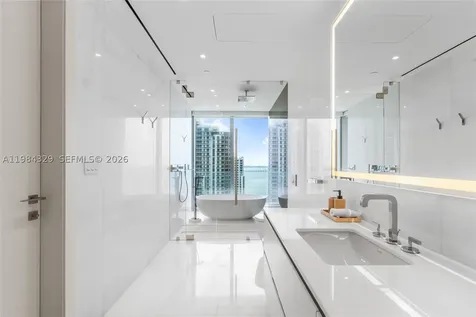 300 Biscayne Boulevard Way Miami FL 33131