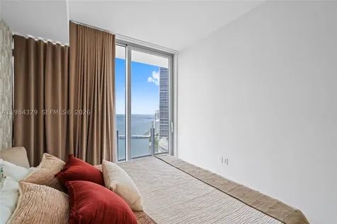 300 Biscayne Boulevard Way Miami FL 33131