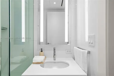 300 Biscayne Boulevard Way Miami FL 33131