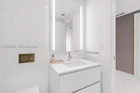 300 Biscayne Boulevard Way Miami FL 33131